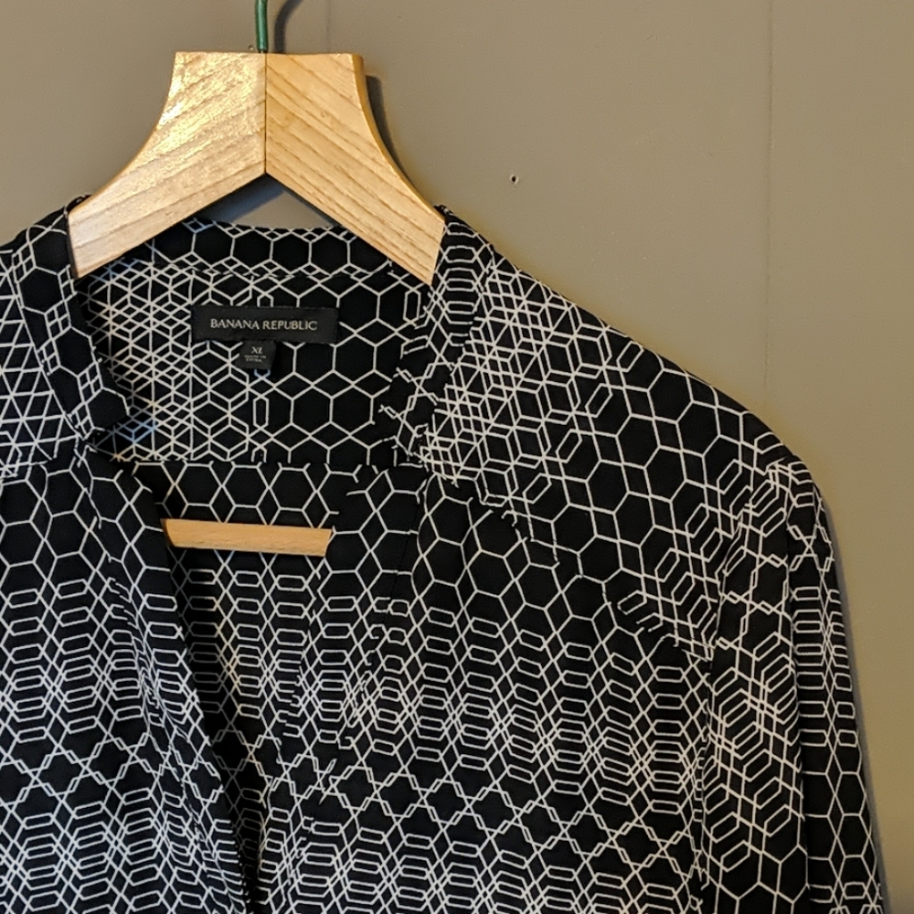 Banana Republic sheer long sleeve button down XL